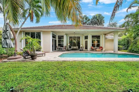 2560 Whispering Oaks Lane Delray Beach FL 33445