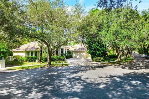 2560 Whispering Oaks Lane Delray Beach FL 33445
