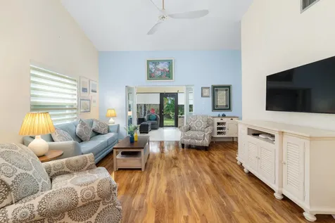 7821 Se Sugar Sand Circle Hobe Sound FL 33455