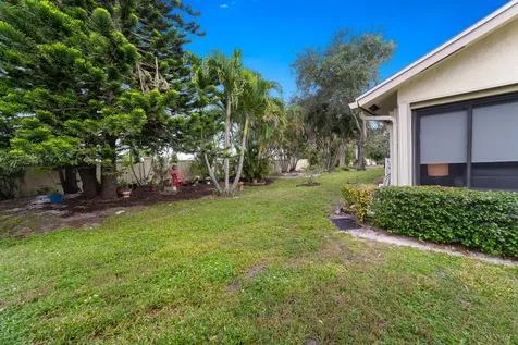 7821 Se Sugar Sand Circle Hobe Sound FL 33455