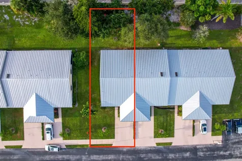 7821 Se Sugar Sand Circle Hobe Sound FL 33455