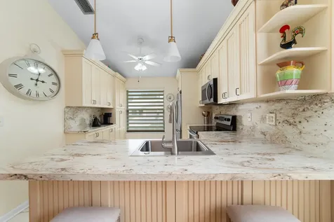 7821 Se Sugar Sand Circle Hobe Sound FL 33455