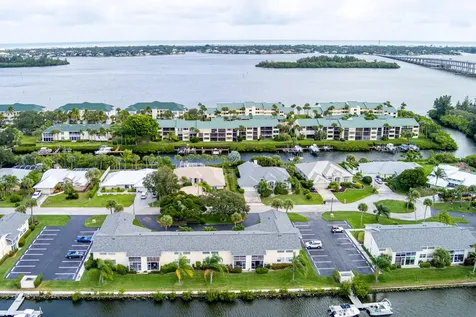 1845 Cobia Drive Vero Beach FL 32960