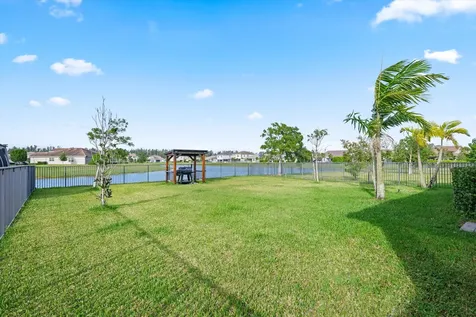 15121 Goldfinch Circle The Acreage FL 33470