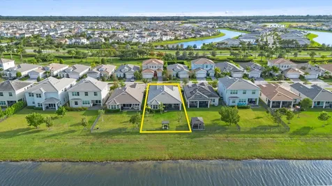 15121 Goldfinch Circle The Acreage FL 33470