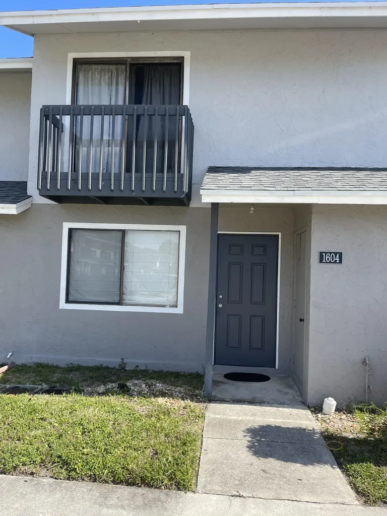 1604 Wharf Lane Greenacres FL 33463