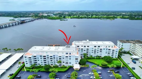 2840 S Ocean Boulevard Palm Beach FL 33480