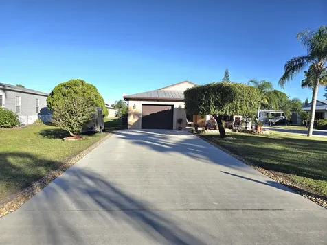 20 Silver Oak Drive Port Saint Lucie FL 34952