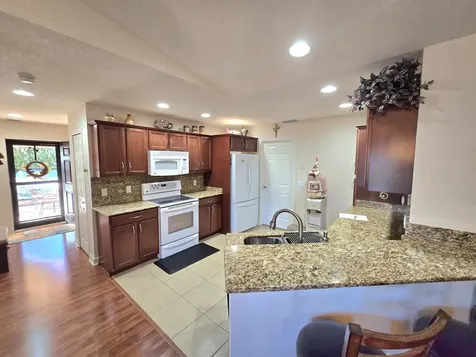 20 Silver Oak Drive Port Saint Lucie FL 34952