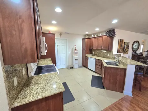 20 Silver Oak Drive Port Saint Lucie FL 34952
