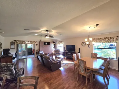 20 Silver Oak Drive Port Saint Lucie FL 34952