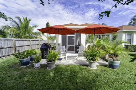 2290 Se Baron Street Port Saint Lucie FL 34952