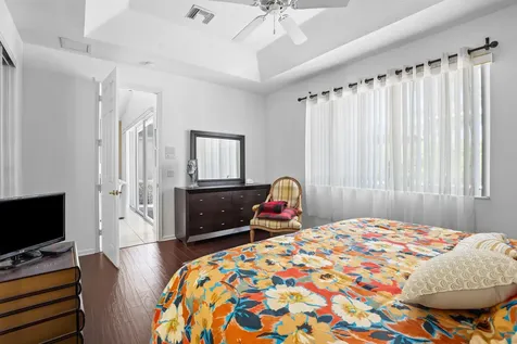 9082 Bay Point Circle Circle West Palm Beach FL 33411