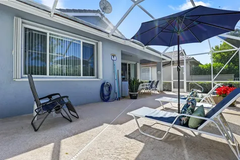 9082 Bay Point Circle Circle West Palm Beach FL 33411