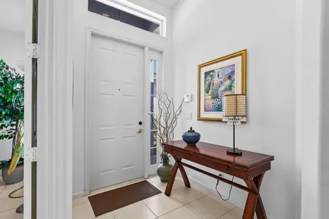 9082 Bay Point Circle Circle West Palm Beach FL 33411