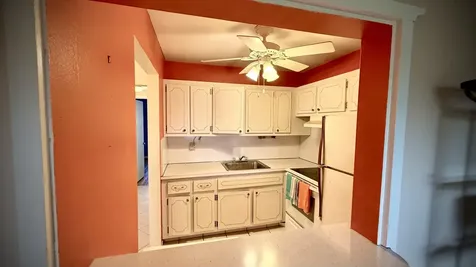 480 Horizons Boynton Beach FL 33435