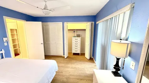 480 Horizons Boynton Beach FL 33435