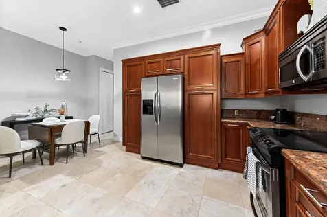 150 Ne 6th Avenue Delray Beach FL 33483