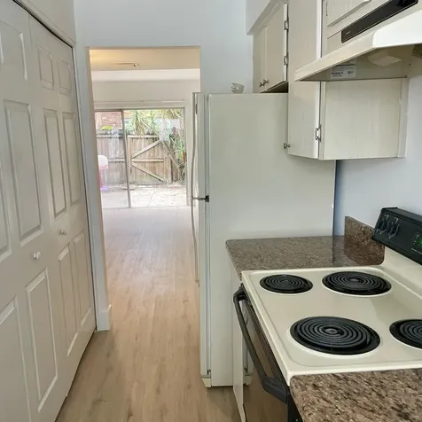 411 N Cypress Drive Tequesta FL 33469