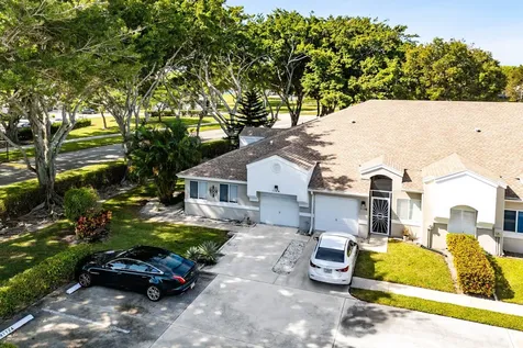9112 Vineland Court Boca Raton FL 33496