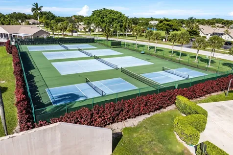 9112 Vineland Court Boca Raton FL 33496