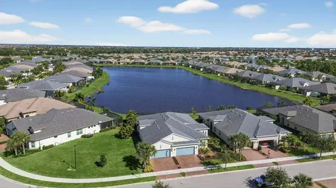 12873 Sw Lake Fern Circle Port Saint Lucie FL 34987
