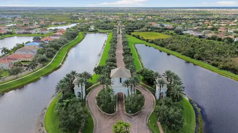 12873 Sw Lake Fern Circle Port Saint Lucie FL 34987