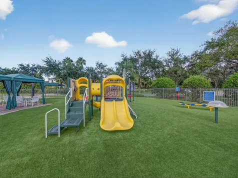 12873 Sw Lake Fern Circle Port Saint Lucie FL 34987