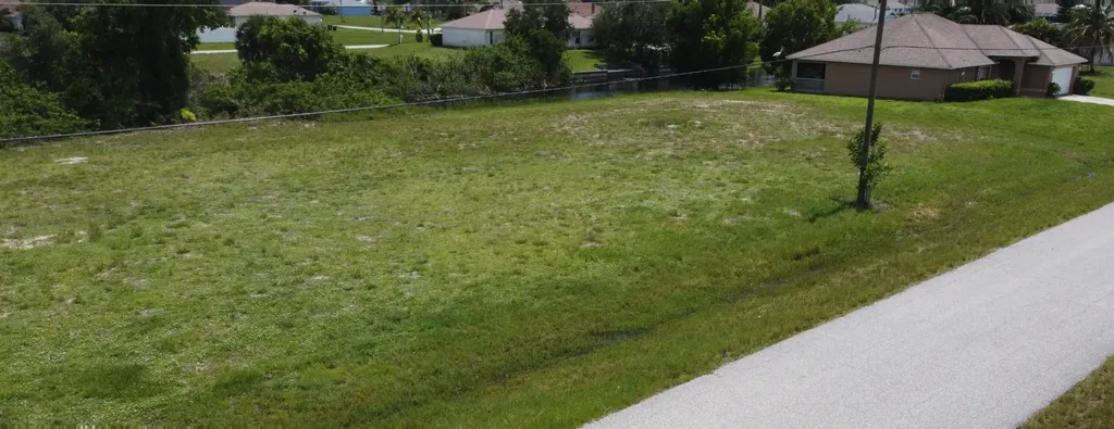 2218 NW 4th Street Cape Coral FL 33993