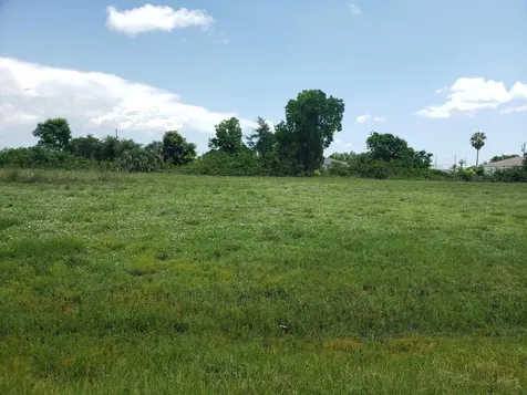 2218 NW 4th Street Cape Coral FL 33993