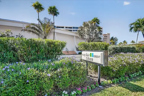3589 S Ocean Boulevard South Palm Beach FL 33480