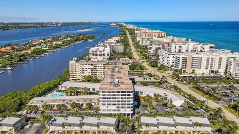 3589 S Ocean Boulevard South Palm Beach FL 33480