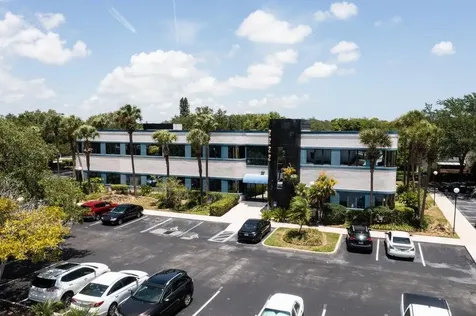2222 Colonial Road Fort Pierce FL 34950