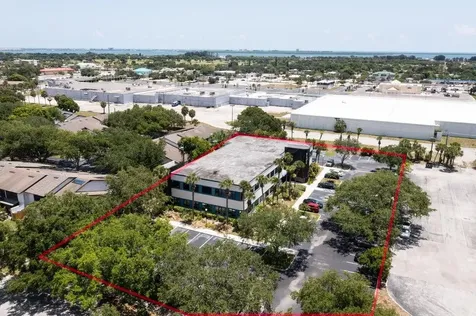 2222 Colonial Road Fort Pierce FL 34950