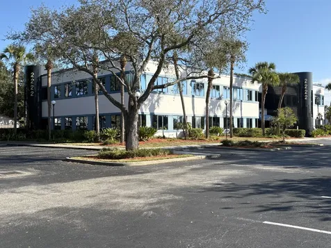 2222 Colonial Road Fort Pierce FL 34950