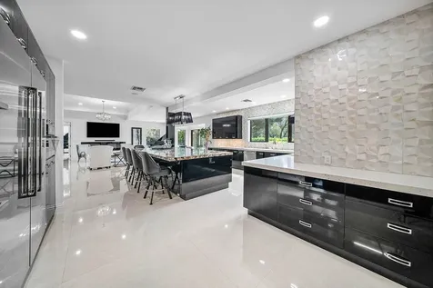 4834 S Lake Drive Boynton Beach FL 33436