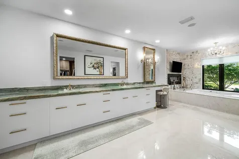 4834 S Lake Drive Boynton Beach FL 33436