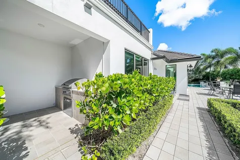 4834 S Lake Drive Boynton Beach FL 33436
