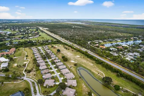 6884 Se Bunker Hill Drive Hobe Sound FL 33455