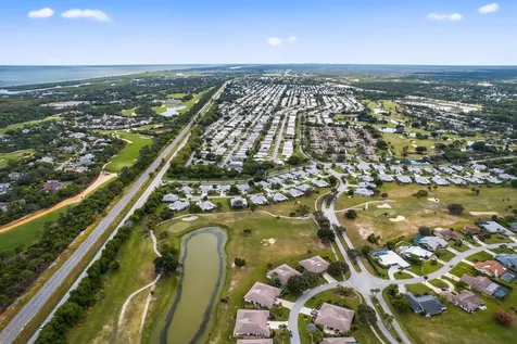 6884 Se Bunker Hill Drive Hobe Sound FL 33455