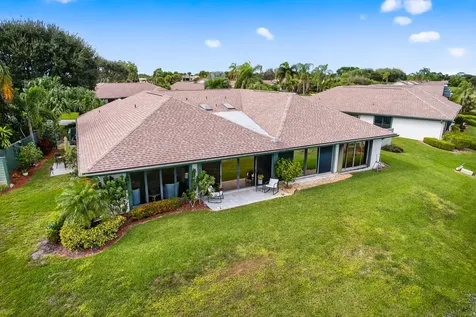 6884 Se Bunker Hill Drive Hobe Sound FL 33455