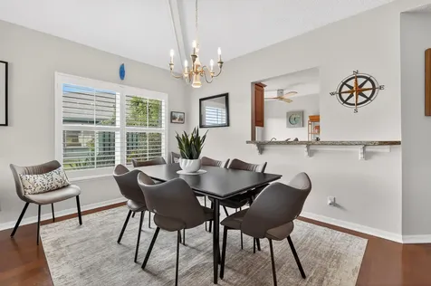 6884 Se Bunker Hill Drive Hobe Sound FL 33455