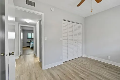 5160 Las Verdes Circle Delray Beach FL 33484