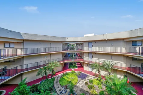 5160 Las Verdes Circle Delray Beach FL 33484