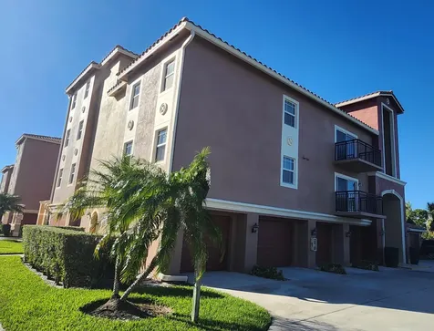 4190 Gator Greens Way Fort Pierce FL 34982