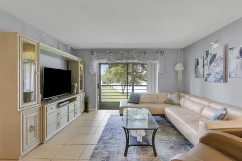 120 Lake Constance Drive West Palm Beach FL 33411