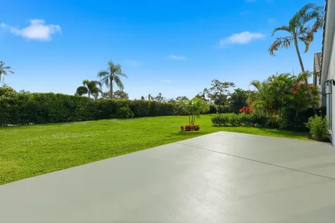 13878 Palm Grove Place Palm Beach Gardens FL 33418