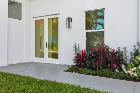 13878 Palm Grove Place Palm Beach Gardens FL 33418
