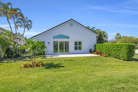 13878 Palm Grove Place Palm Beach Gardens FL 33418