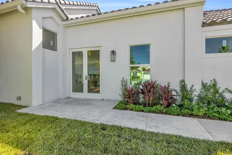13878 Palm Grove Place Palm Beach Gardens FL 33418
